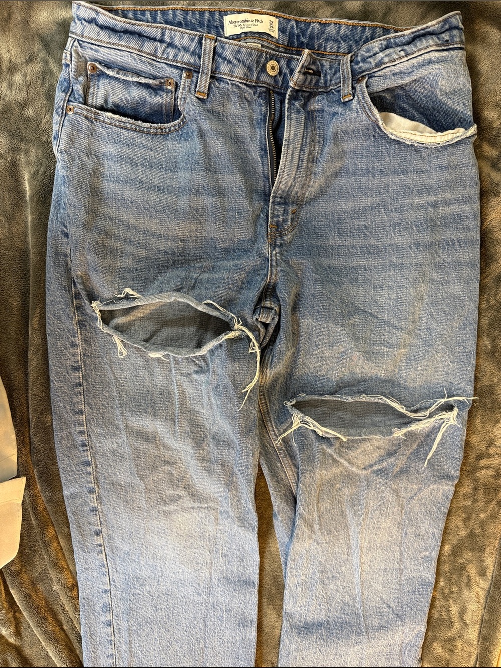 Abercrombie & Fitch Men's Light Blue Ripped Slim Straight Jeans